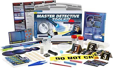 Master Detective Toolkit [With Battery]